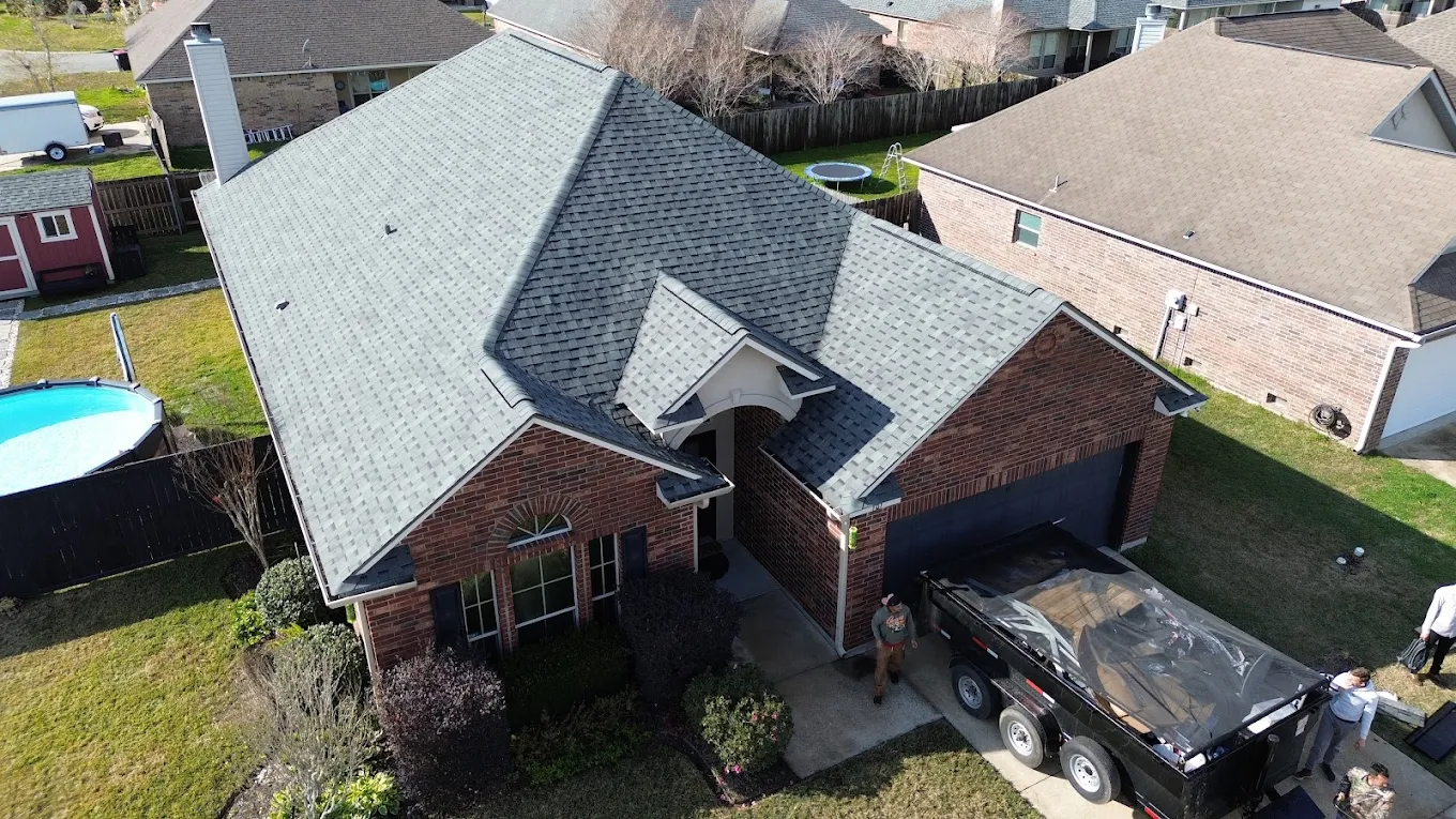 Colorwheel team completing a roofing project